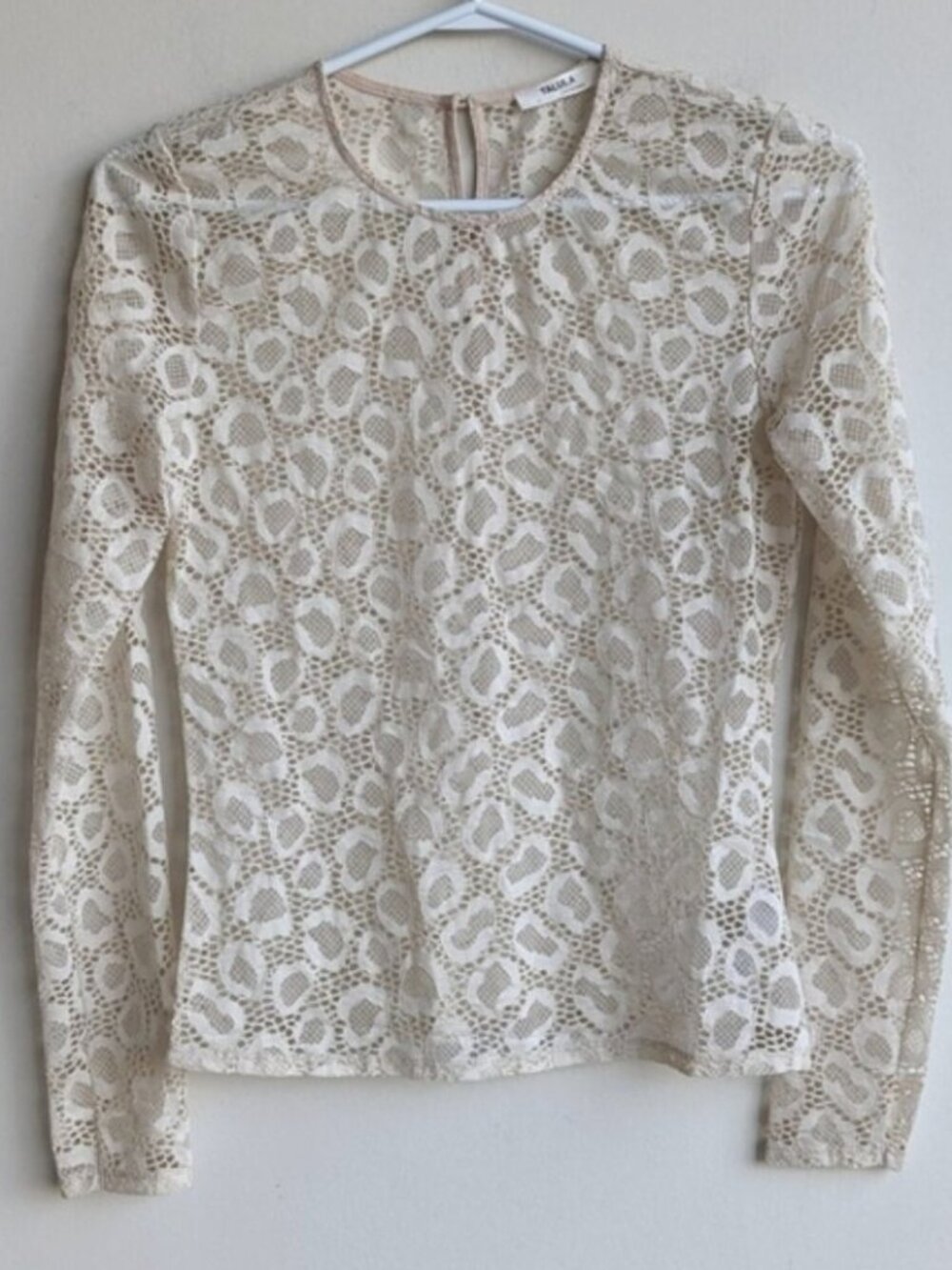 Aritzia Talula lace long sleeve blouse - cream/off white